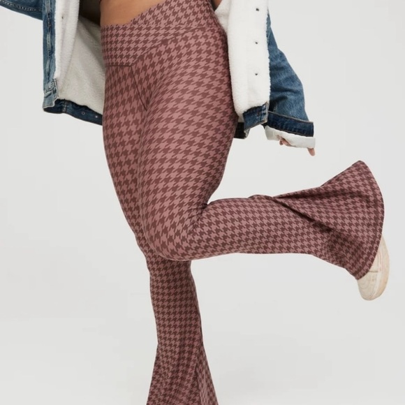 aerie Pants - OFFLINE By Aerie real me high waisted crossover super flare leggings medium